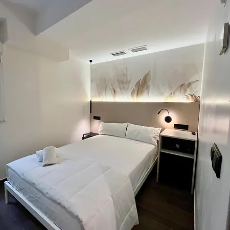 Rooms&go Hotel *